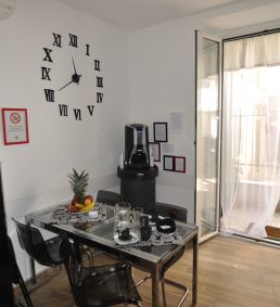Flatinrome Trastevere Complex - Accessible Large Room Roma